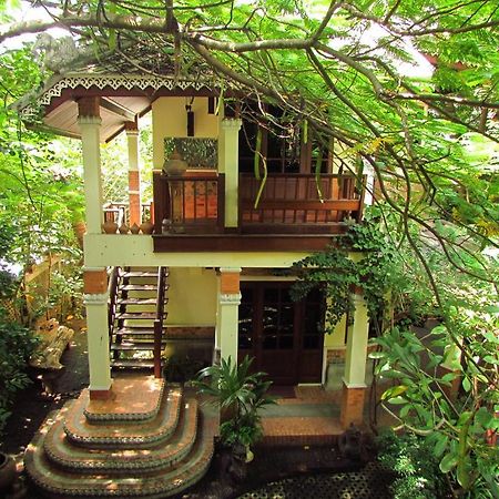 Santitham Guest House Chiang Mai Phòng bức ảnh
