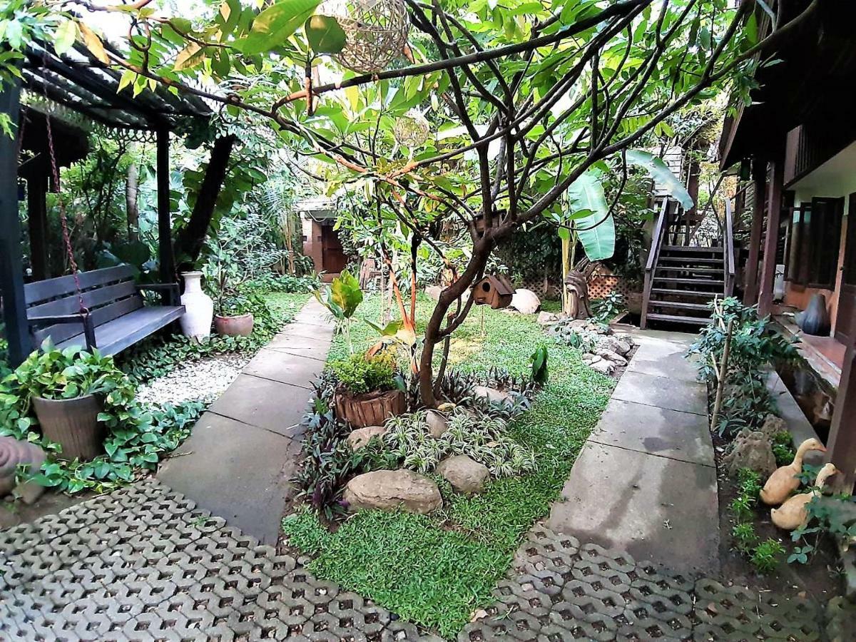Santitham Guest House Chiang Mai Ngoại thất bức ảnh